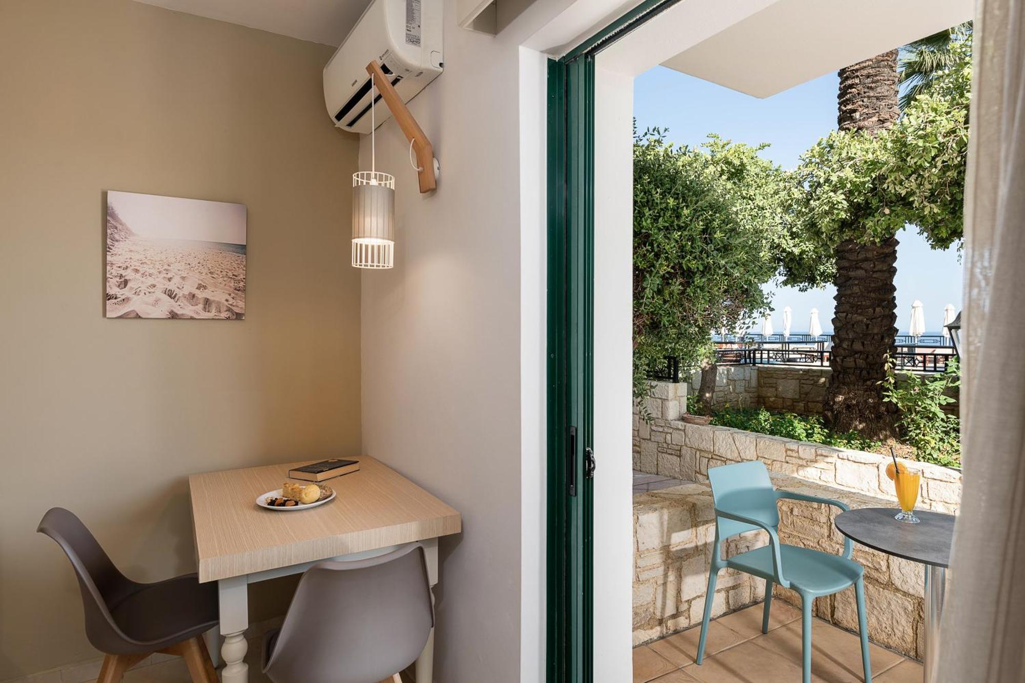 Caldera Village Agia Marina Rom bilde